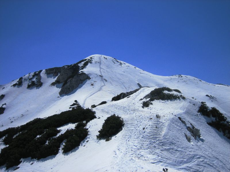 2007-04-15 Bohjin Lake (31) look back at summit